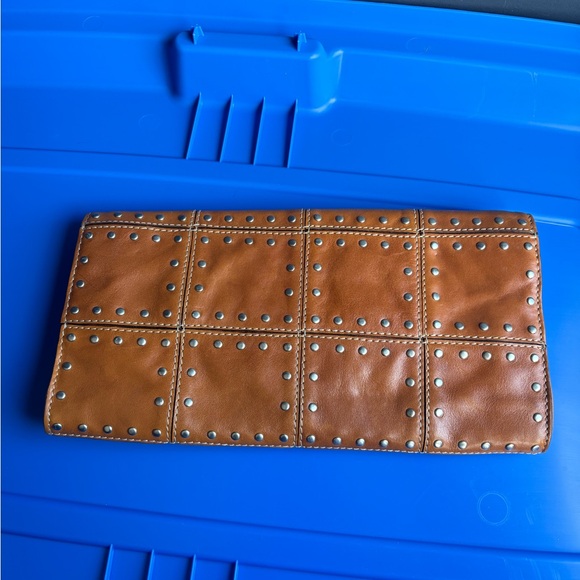 Michel Kors studded clutch - Picture 2 of 3